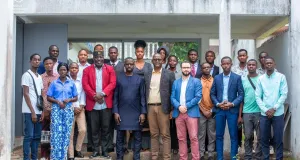 lutter-contre-la-desinformation-lifp-agc-forme-la-jeunesse-ivoirienne-aux-enjeux-des-fake-news
