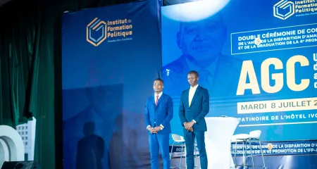 double-ceremonie-a-lifp-agc-entre-transmission-de-savoir-et-apprentissage-democratique