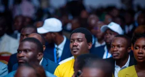 premier-tour-des-elections-a-agc-land-pays-fictif-graduation-rentree-solennelle