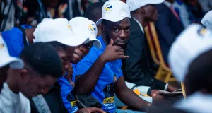 premier-tour-des-elections-a-agc-land-pays-fictif-graduation-rentree-solennelle