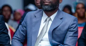 premier-tour-des-elections-a-agc-land-pays-fictif-graduation-rentree-solennelle