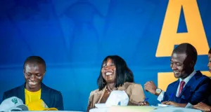 premier-tour-des-elections-a-agc-land-pays-fictif-graduation-rentree-solennelle