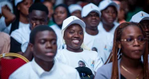 premier-tour-des-elections-a-agc-land-pays-fictif-graduation-rentree-solennelle