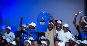 premier-tour-des-elections-a-agc-land-pays-fictif-graduation-rentree-solennelle