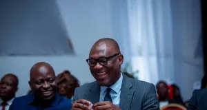 premier-tour-des-elections-a-agc-land-pays-fictif-graduation-rentree-solennelle