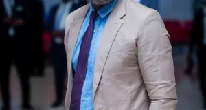 premier-tour-des-elections-a-agc-land-pays-fictif-graduation-rentree-solennelle