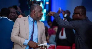 premier-tour-des-elections-a-agc-land-pays-fictif-graduation-rentree-solennelle