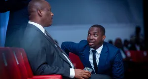 premier-tour-des-elections-a-agc-land-pays-fictif-graduation-rentree-solennelle