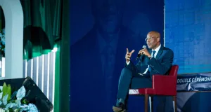 presentation-du-livre-en-hommage-a-agc