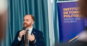 rencontre-avec-son-excellence-m-anderson-blanc-ambassadeur-du-canada